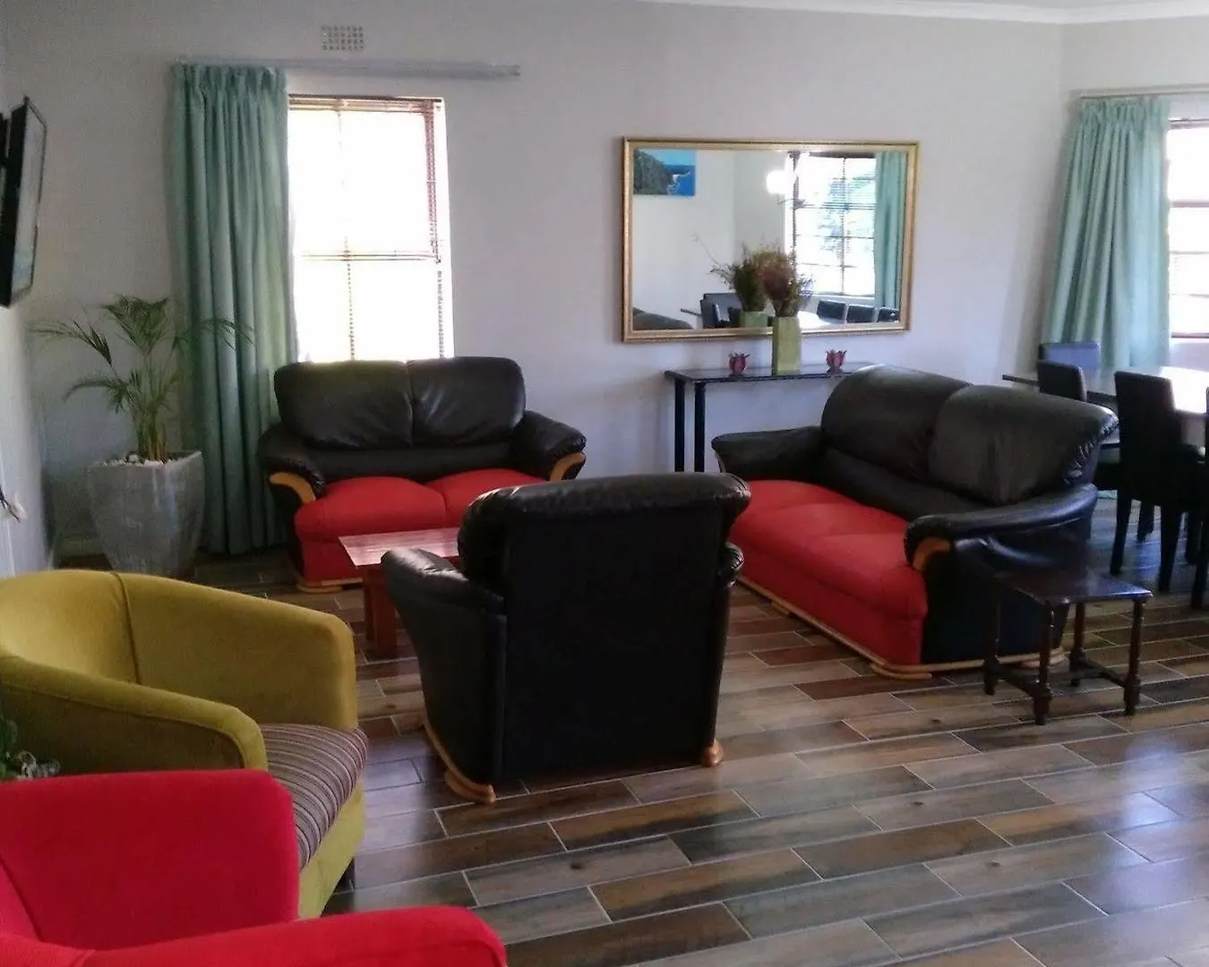 *** Affittacamere Shekinah Lodge Città del Capo Sudafrica